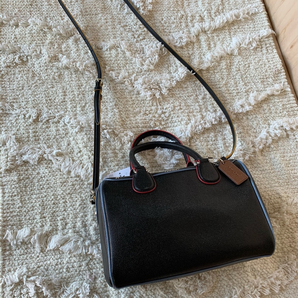 🛍SOLD🛍 COACH BLACK MINI BENNETT SATCHEL WITH EDGEPAINT - Picture 2 of 16